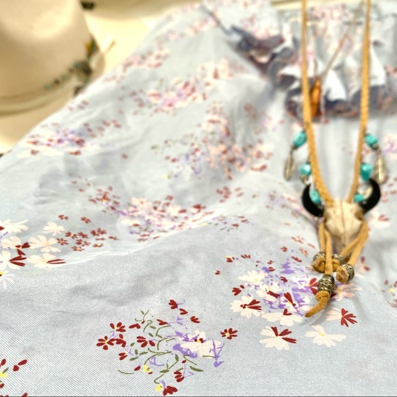 Boho Vintage Silk ruffled blouse w prairie/floral lavender country feel - Picture 2 of 9